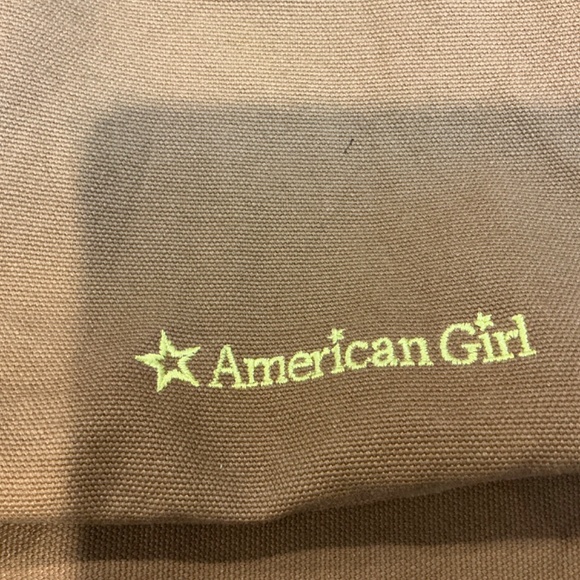 American Girl Canvas travel crossover shoulder backpack brown like new. - Picture 5 of 7